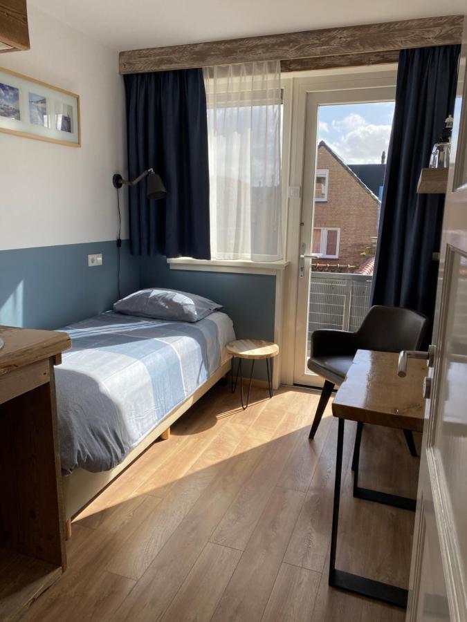 Bed&Breakfast Aan Strand Katwijk aan Zee Esterno foto