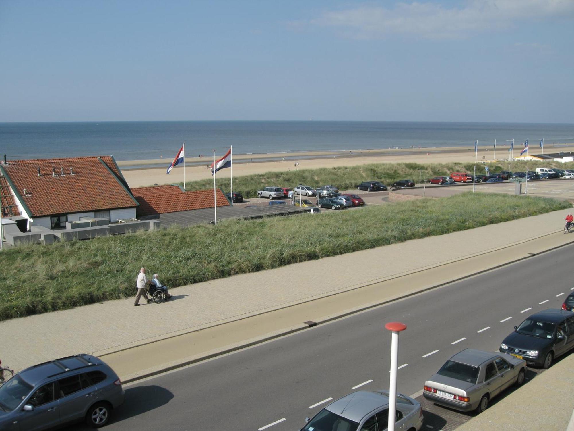 Bed&Breakfast Aan Strand Katwijk aan Zee Esterno foto