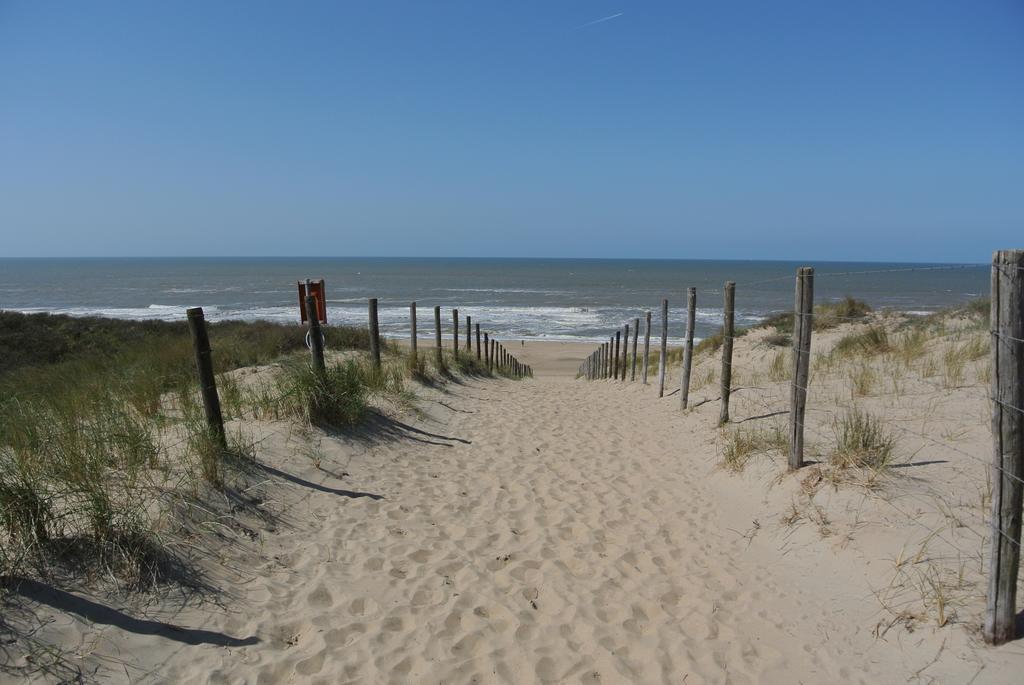 Bed&Breakfast Aan Strand Katwijk aan Zee Esterno foto