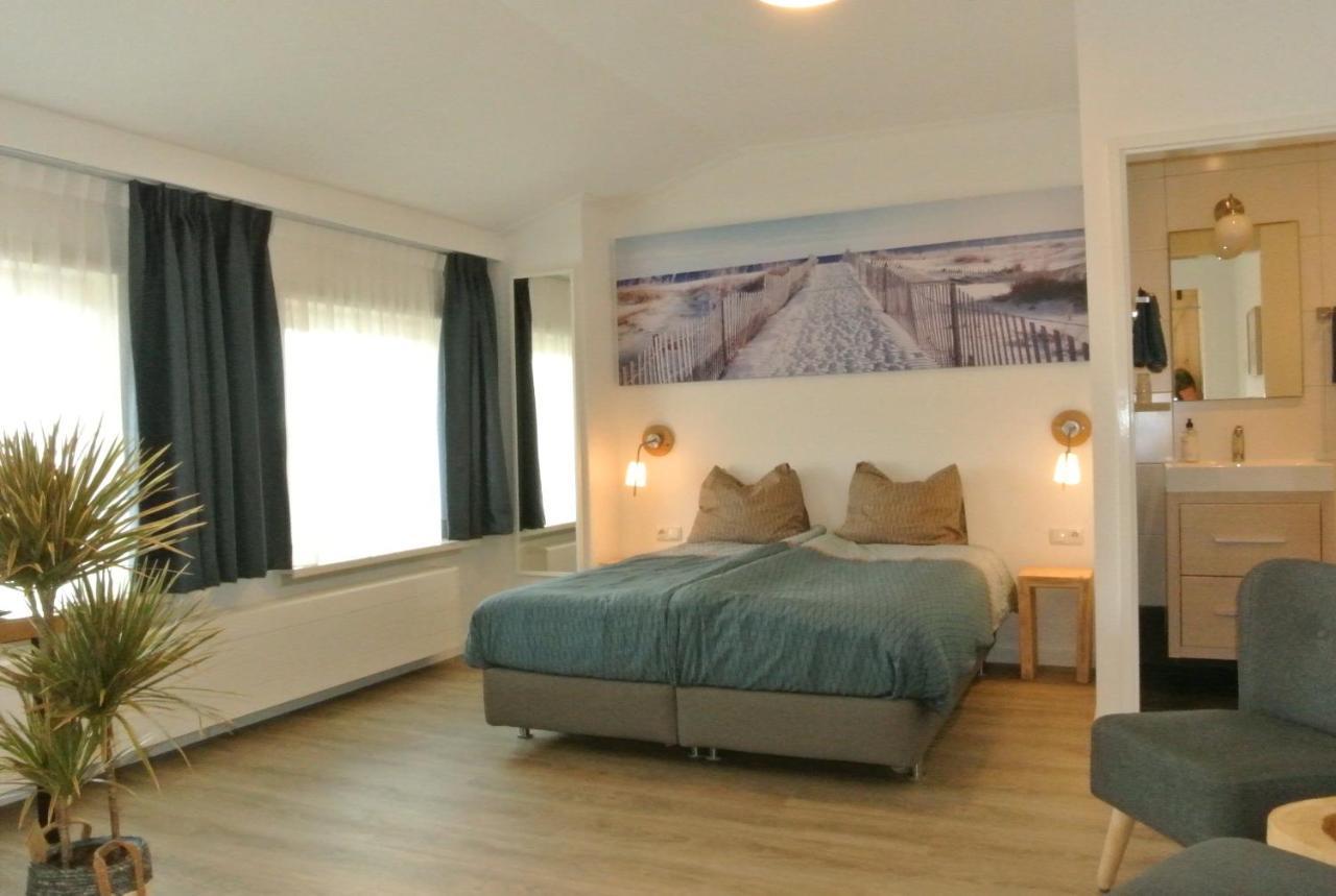 Bed&Breakfast Aan Strand Katwijk aan Zee Esterno foto